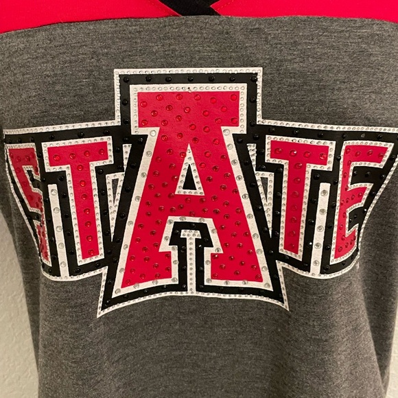 Arkansas State short-sleeved v-neck T-shirt with Bling by Colosseum Size L - Picture 2 of 5